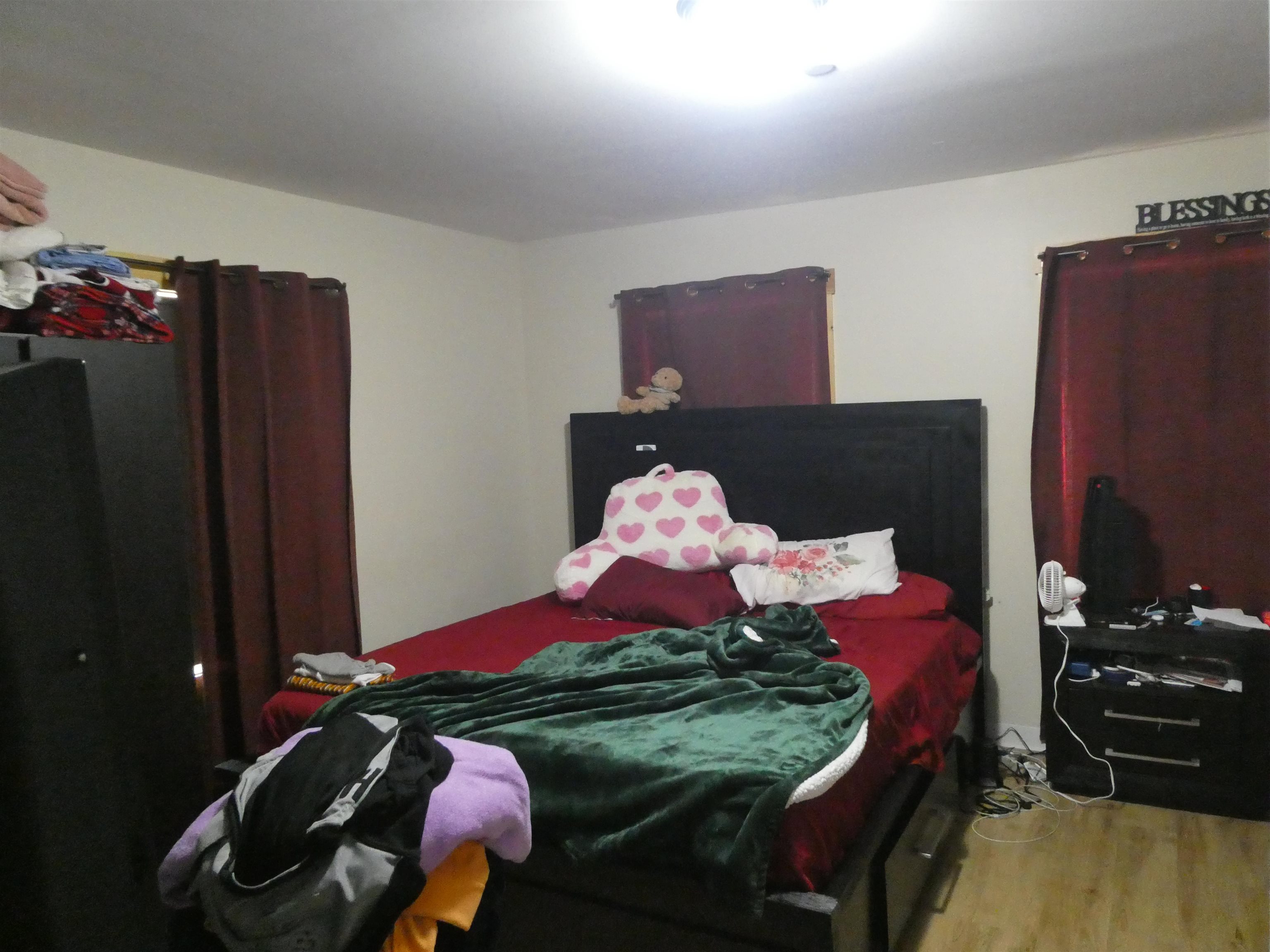 234 Spruce Street Manchester, NH 03103 - Photo 8 of 36