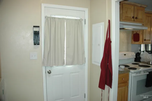 $156,900 | 4030 River Resort Drive, Unit 19, Homedale, ID 83628