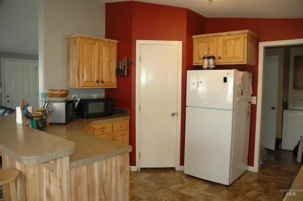$156,900 | 4030 River Resort Drive, Unit 19, Homedale, ID 83628