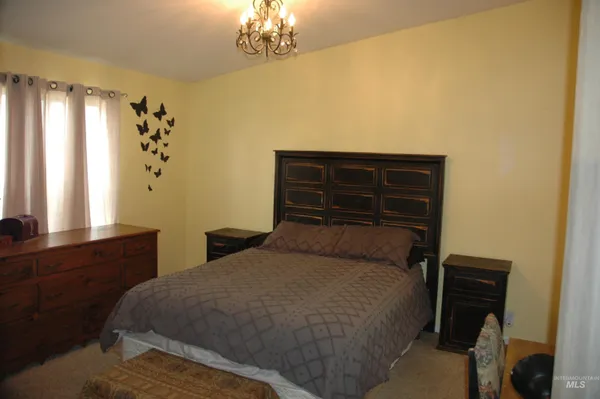 $156,900 | 4030 River Resort Drive, Unit 19, Homedale, ID 83628