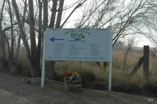 $156,900 | 4030 River Resort Drive, Unit 19, Homedale, ID 83628