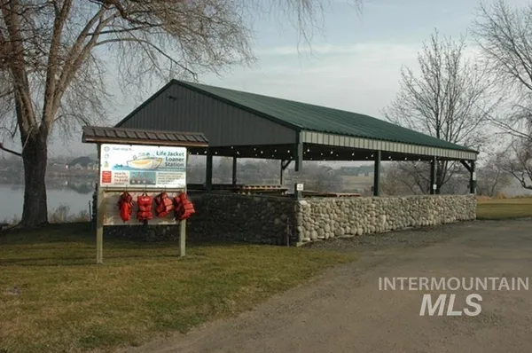 $156,900 | 4030 River Resort Drive, Unit 19, Homedale, ID 83628