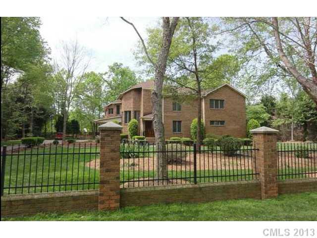 8531 Getalong Road Charlotte, NC 28213 - Photo 12 of 16