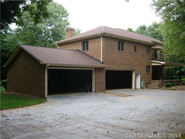 8531 Getalong Road Charlotte, NC 28213 - Photo 15 of 16