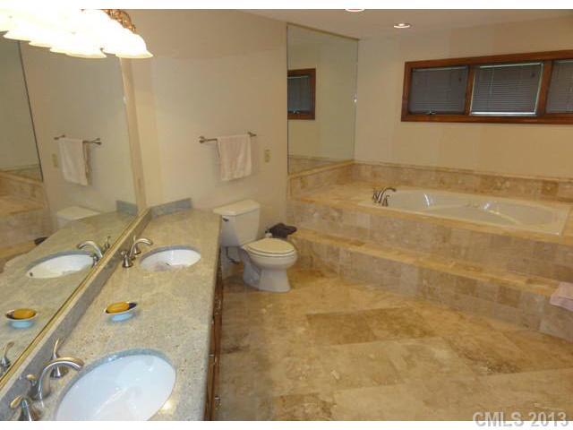 8531 Getalong Road Charlotte, NC 28213 - Photo 6 of 16