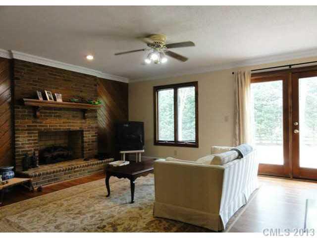 8531 Getalong Road Charlotte, NC 28213 - Photo 9 of 16