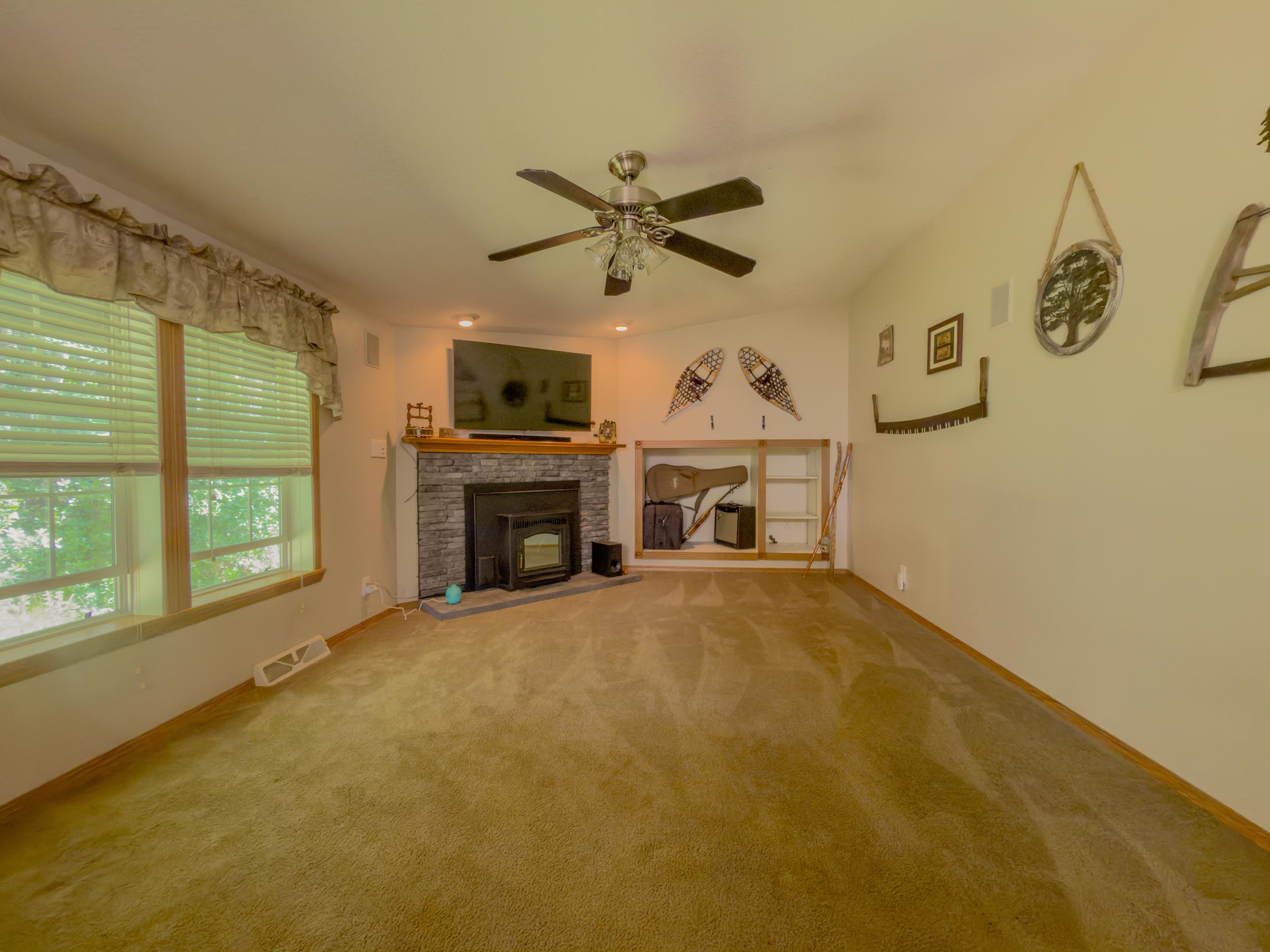24 Varney Road Whitefield, NH 03598 - Photo 23 of 48