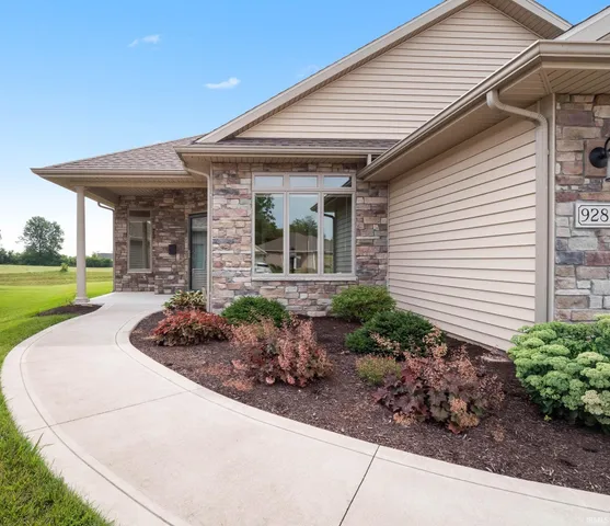 $349,900 | 9286 Colchester Terrace, Fort Wayne, IN 46825
