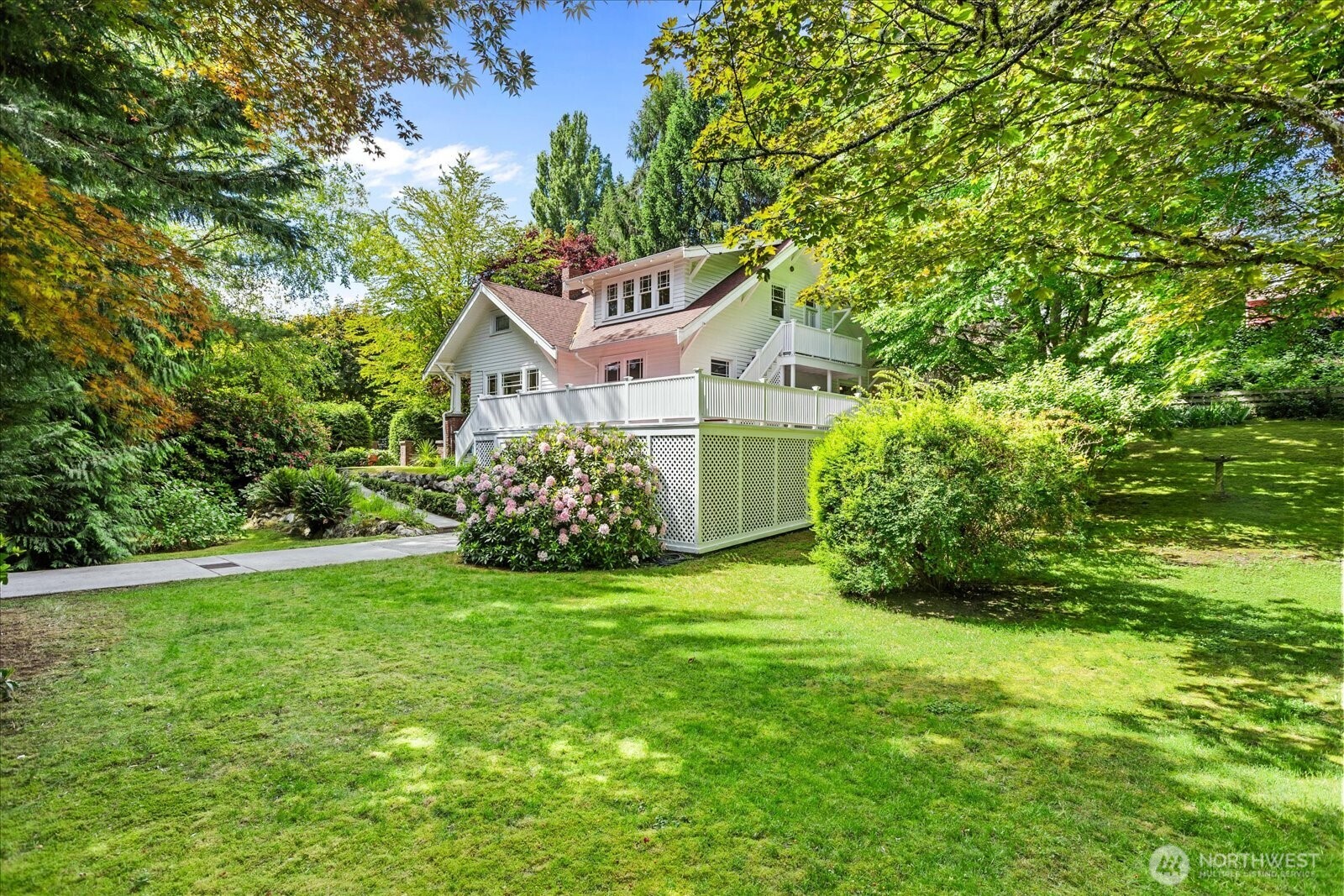 18608 101st Avenue Northeast Bothell, WA 98011 - Photo 33 of 39