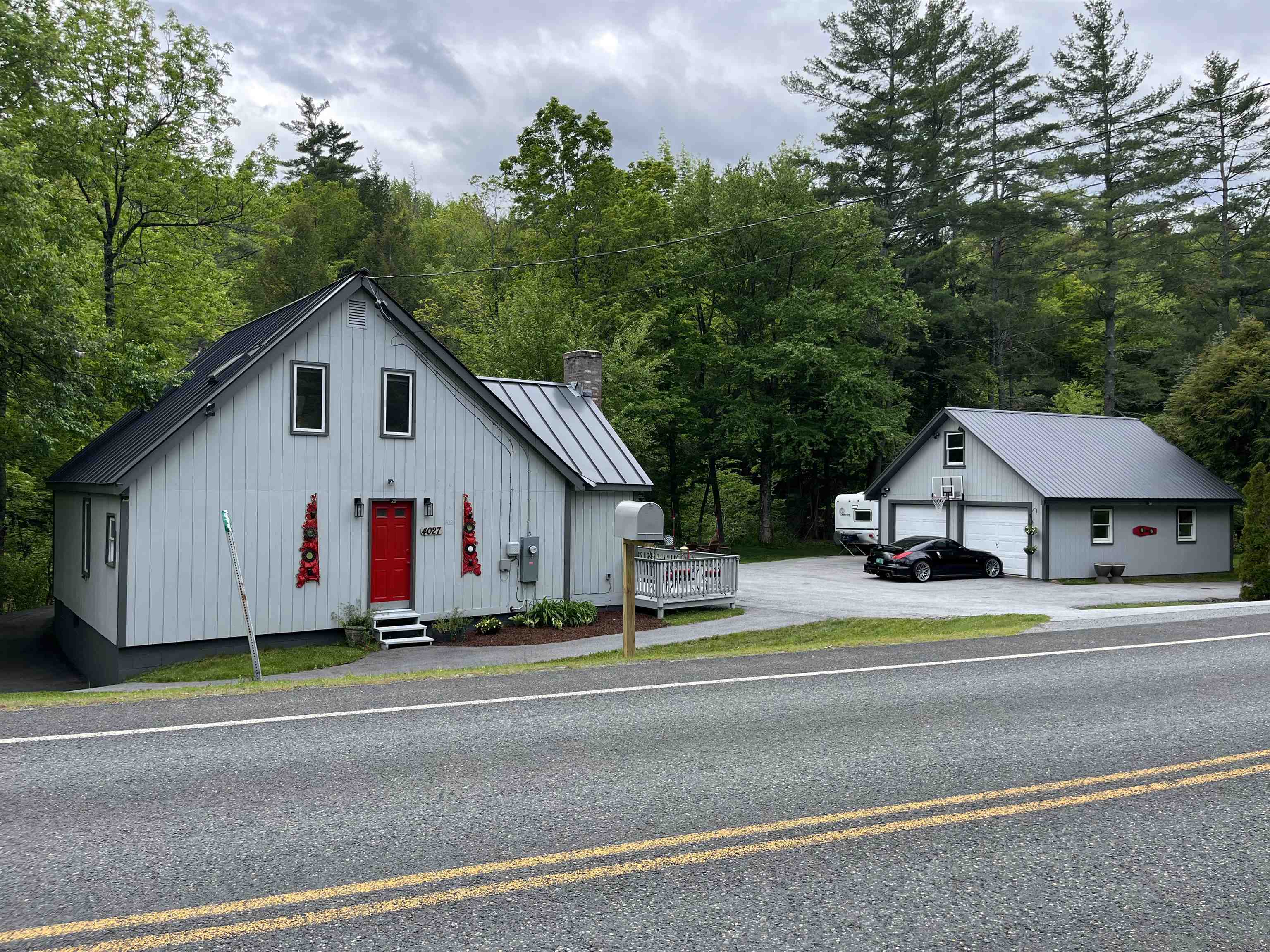 4027 Vermont Rte 100 Wardsboro, VT 05355 - Photo 1 of 46