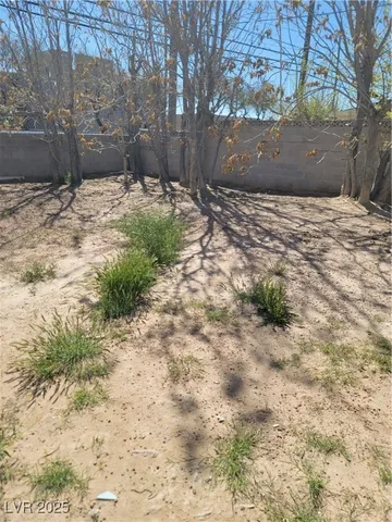 $1,800 | 301 Lance Avenue, North Las Vegas, NV 89030
