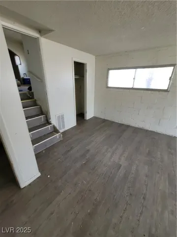 $1,800 | 301 Lance Avenue, North Las Vegas, NV 89030