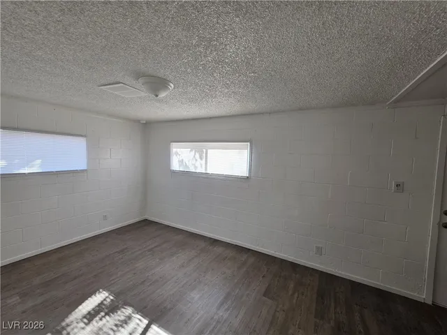 $1,600 | 301 Lance Avenue, North Las Vegas, NV 89030