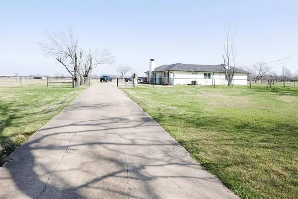 $619,900 | 1301 Davis Lane, Terrell, TX 75160