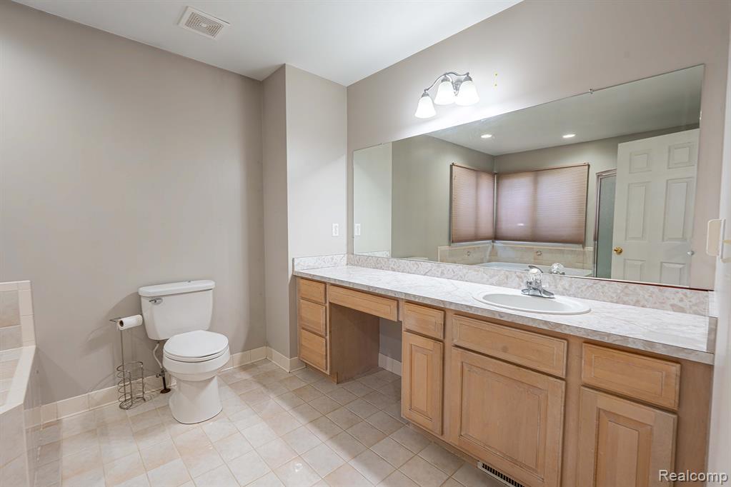 52201 Boland Road Chesterfield, MI 48047 - Photo 20 of 36