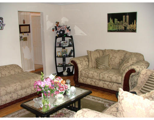 58 Raechel Road, Unit 58 Randolph, MA 02368 - Photo 3 of 24