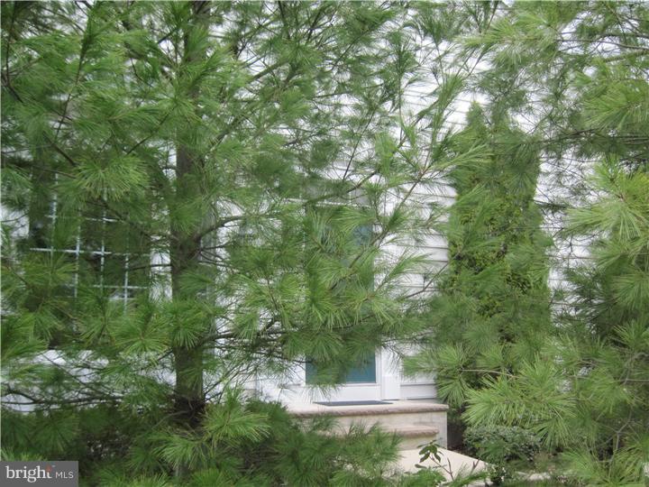 40 Maidenhead Road Princeton, NJ 08540 - Photo 3 of 20 Exterior Front