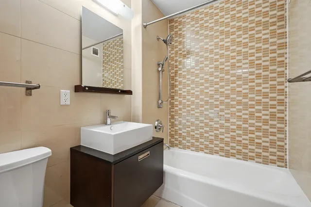 $3,950 | 502 9th Avenue, Unit 4A | Hudson Yards