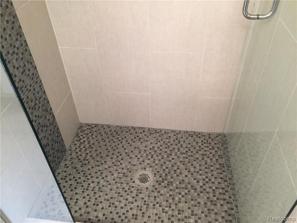 527 Roth Boulevard Clawson, MI 48017 - Photo 36 of 45 IMG_3455.JPG