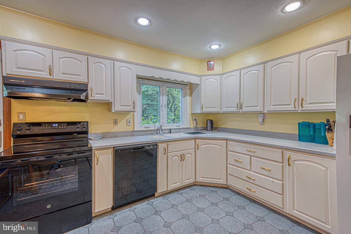 380 Sycamore Mills Road Media, PA 19063 - Photo 8 of 34 Gallery Image 8