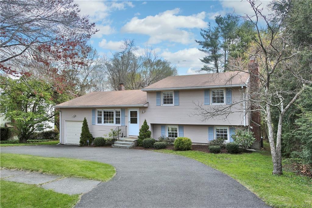 1718 North Benson Road Fairfield, CT 06824 - Photo 1 of 1