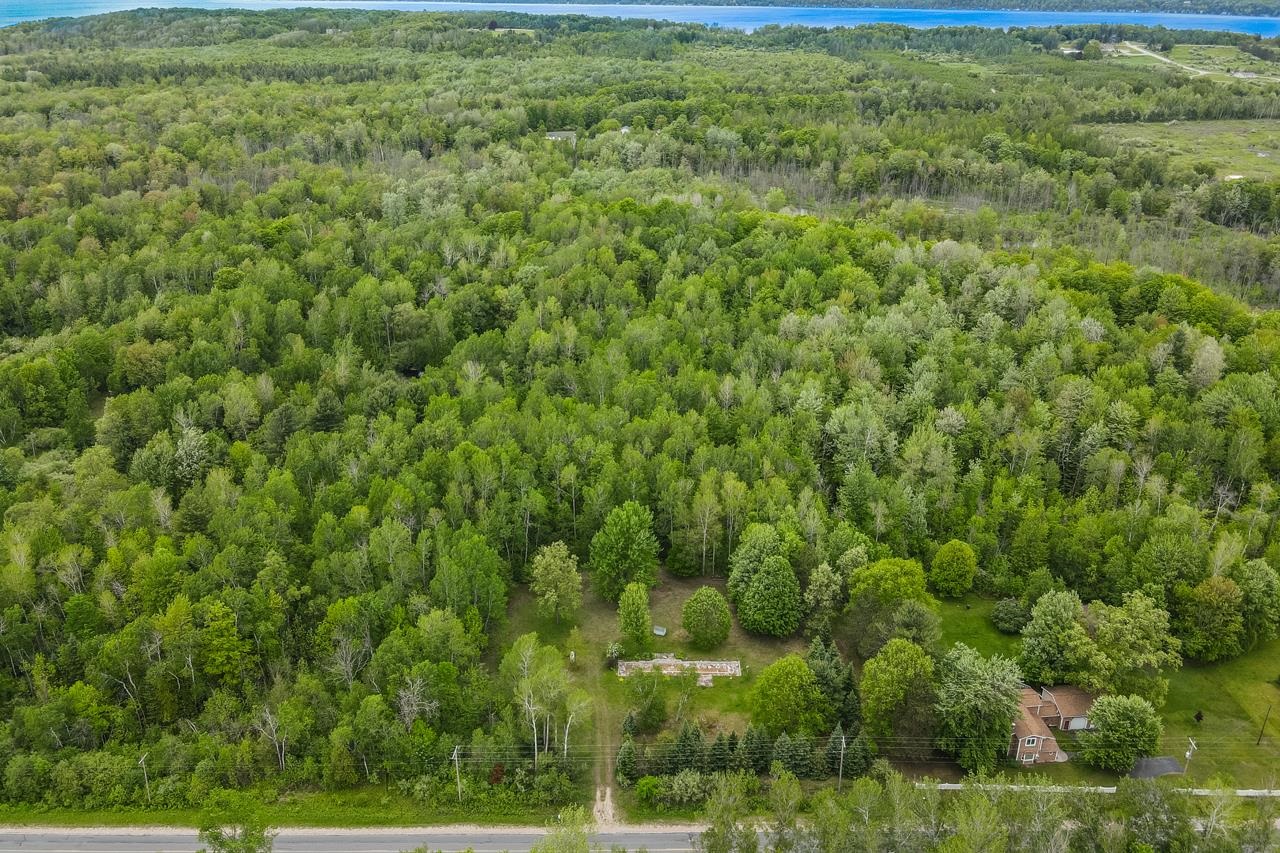 5484 River Road Benzonia, MI 49616 - Photo 25 of 25