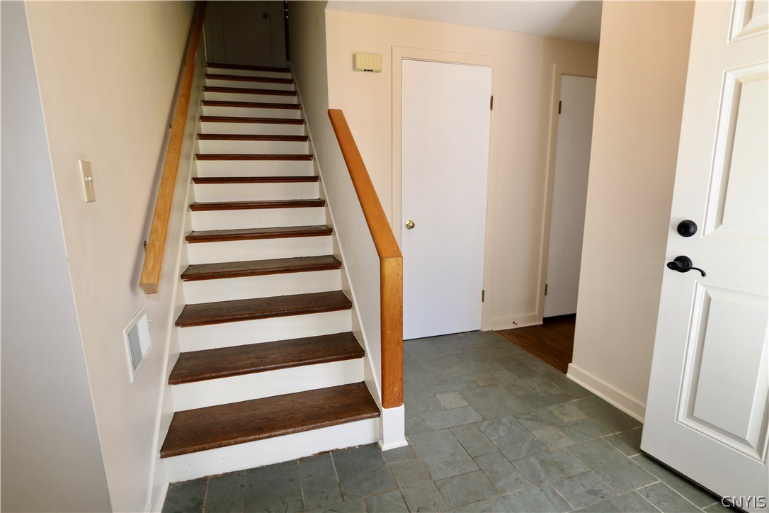 417 Radcliffe Road DeWitt, NY 13214 - Photo 12 of 29 Staircase to second floor.