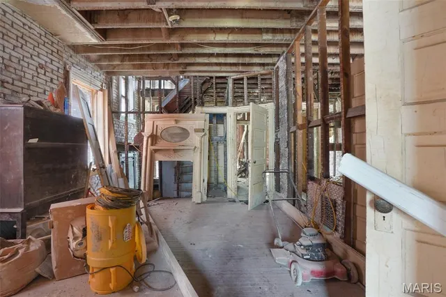 $90,000 | 5718 Etzel Avenue, St. Louis, MO 63112