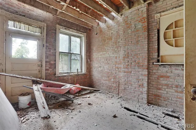 $90,000 | 5718 Etzel Avenue, St. Louis, MO 63112