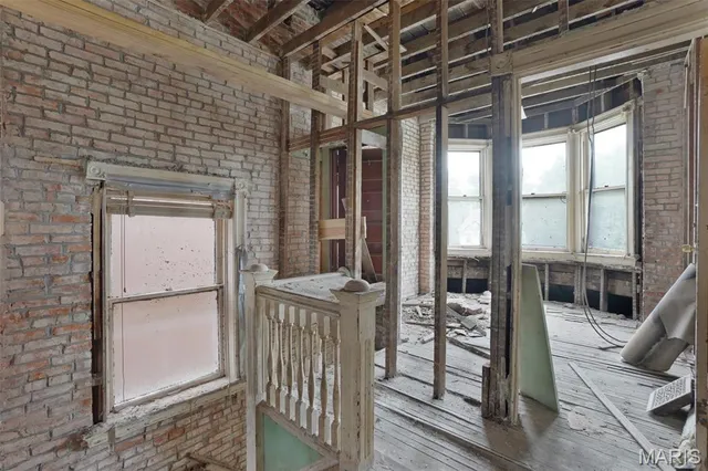 $90,000 | 5718 Etzel Avenue, St. Louis, MO 63112