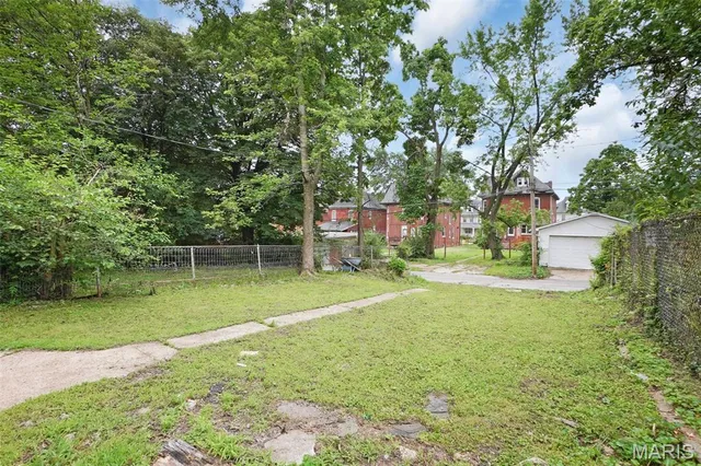 $90,000 | 5718 Etzel Avenue, St. Louis, MO 63112