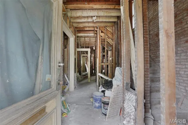 $90,000 | 5718 Etzel Avenue, St. Louis, MO 63112