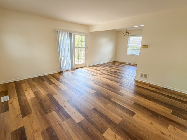 5090 Prairie Oak Road Gurnee, IL 60031 - Photo 26 of 30 a view of an empty room and window