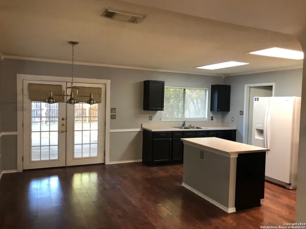 $1,695 | 8555 Pioneer Gold, San Antonio, TX 78249