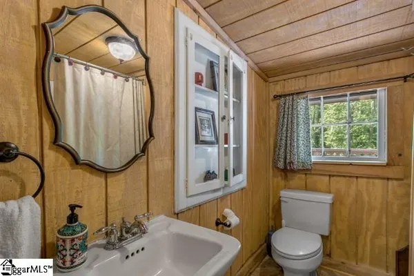 $850,000 | 814 Moorefield Memorial Highway, Sunset, SC 29685