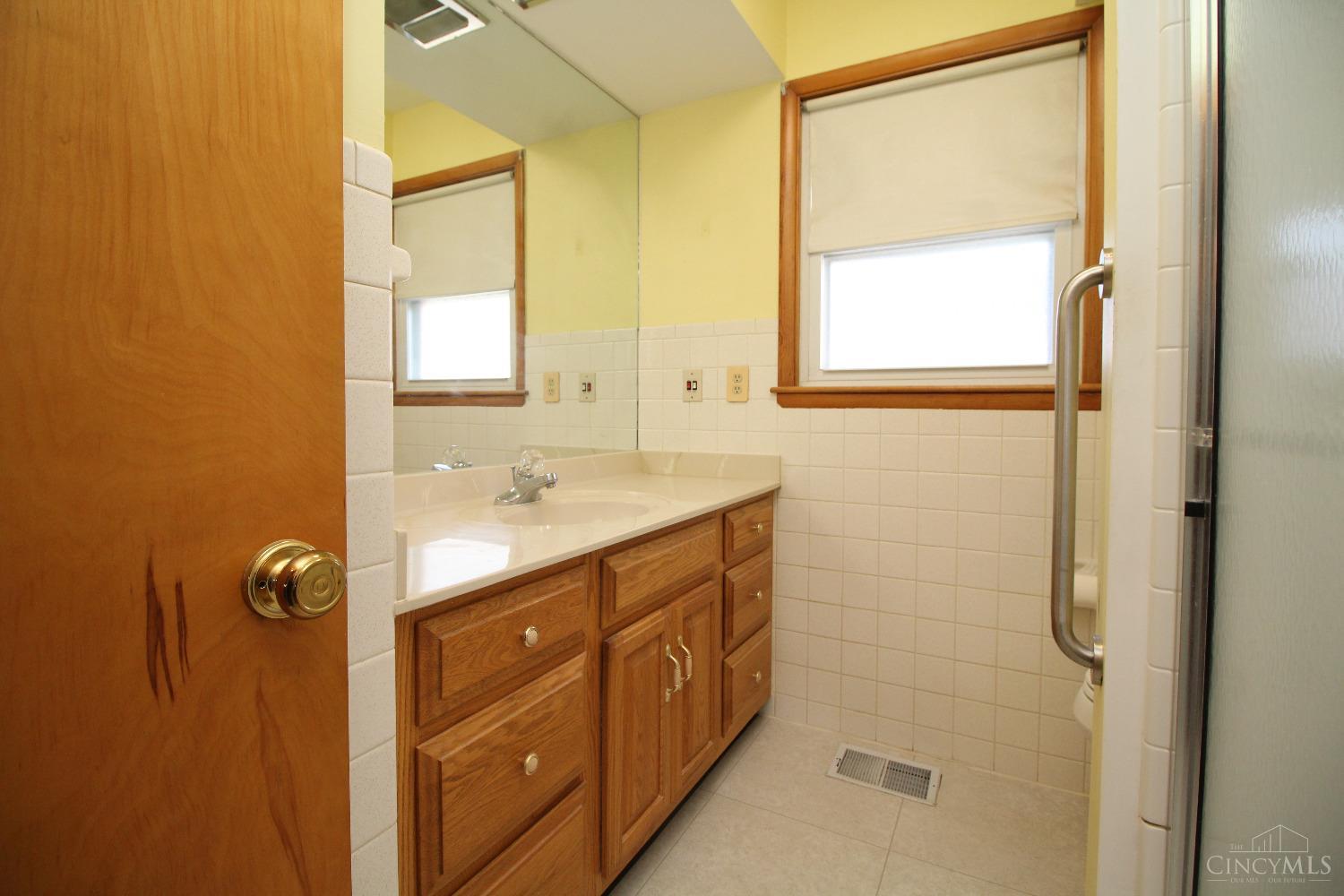 1195 Dale Road Hamilton, OH 45013 - Photo 15 of 19 Gallery Image 15
