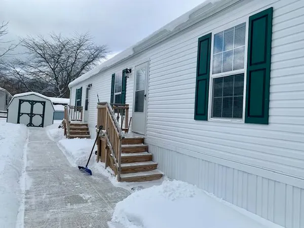 $83,000 | 2899 North Sandy Drive, Ludington, MI 49431