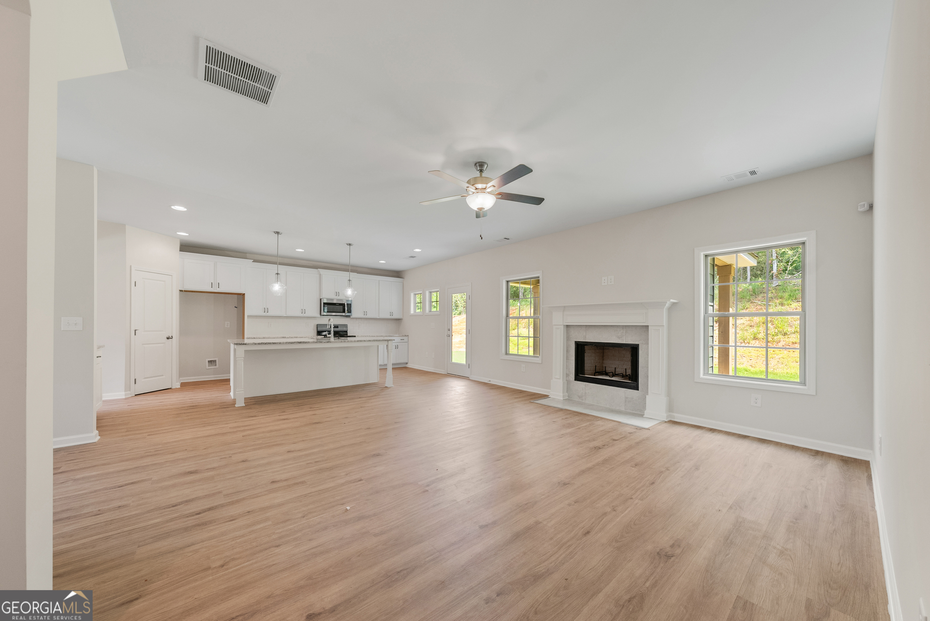 623 Bohannon Road, Unit 4 Grantville, GA 30220 - Photo 6 of 34