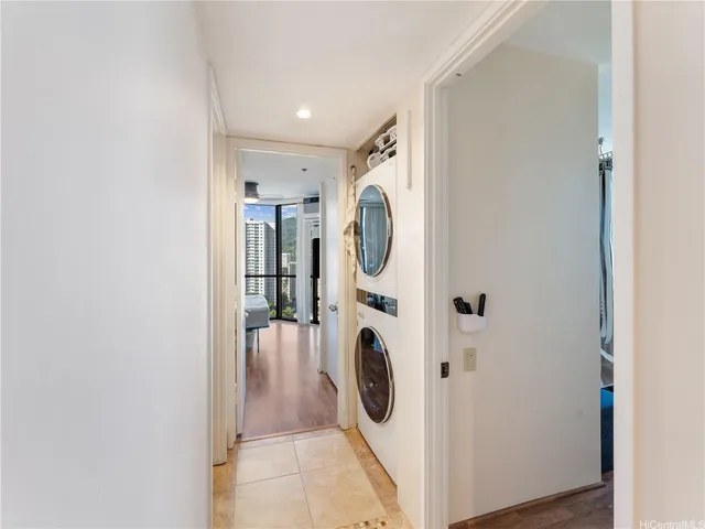 $599,000 | 930 Kaheka Street, Unit 2105, Honolulu, HI 96814