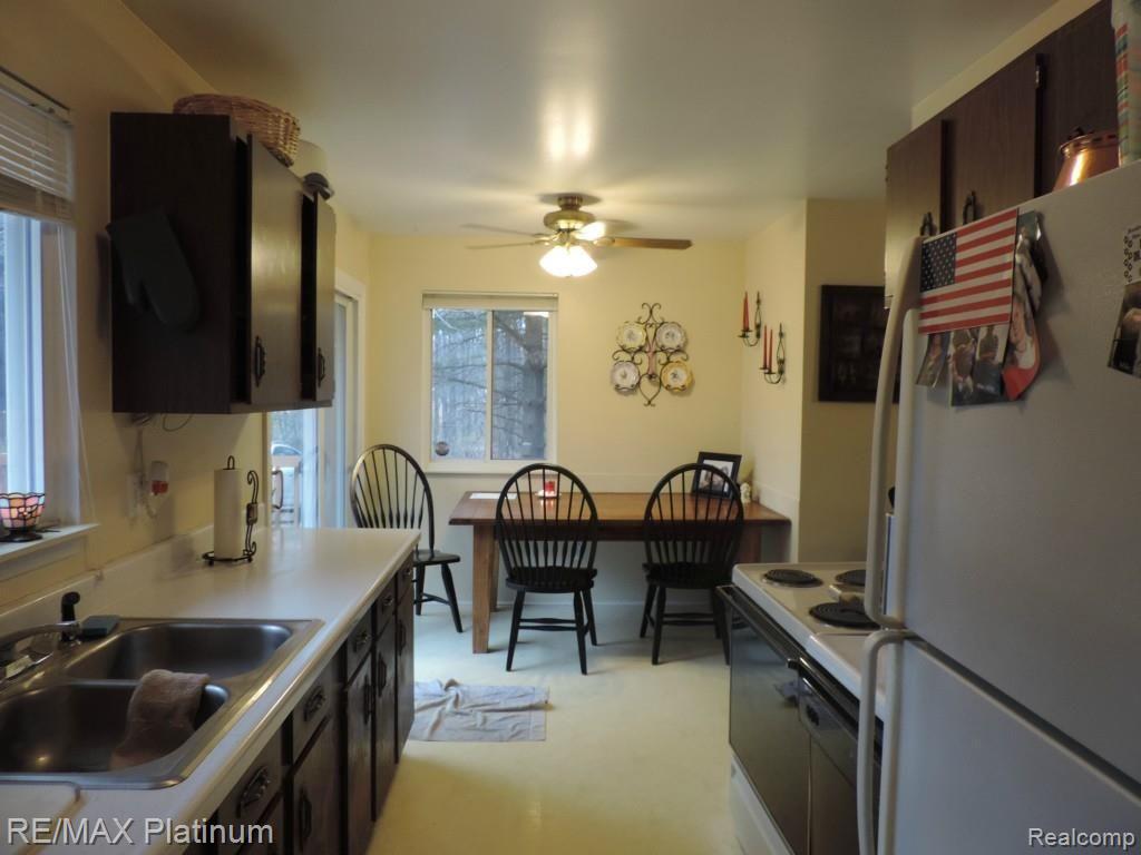 4085 West Allen Road Howell, MI 48855 - Photo 4 of 14 Kitchen