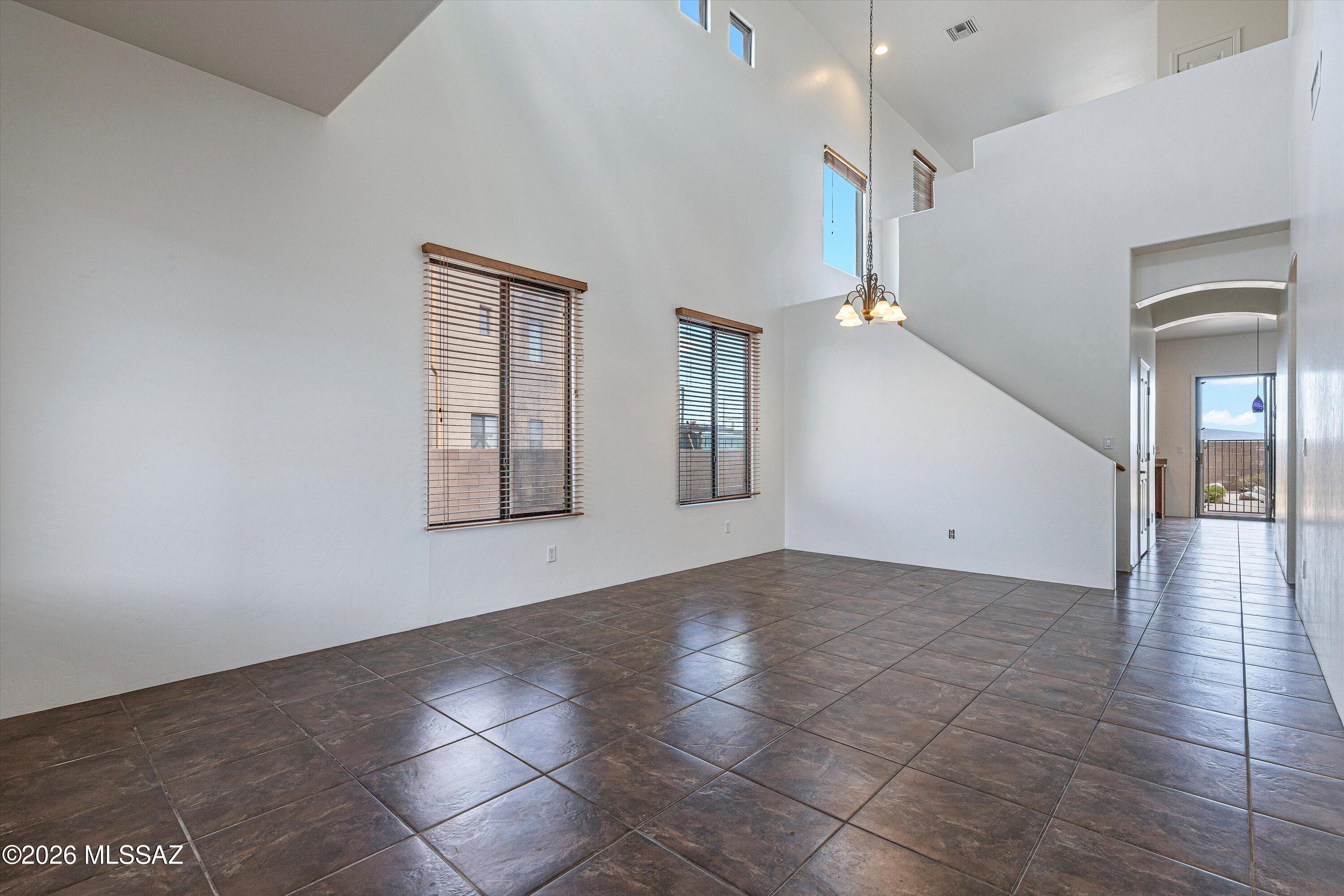 161 East Sycamore View Road Vail, AZ 85641 - Photo 5 of 30
