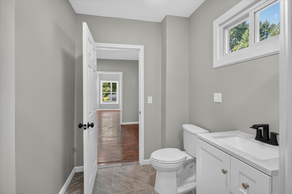 58 Greene Street Springfield, MA 01109 - Photo 19 of 41