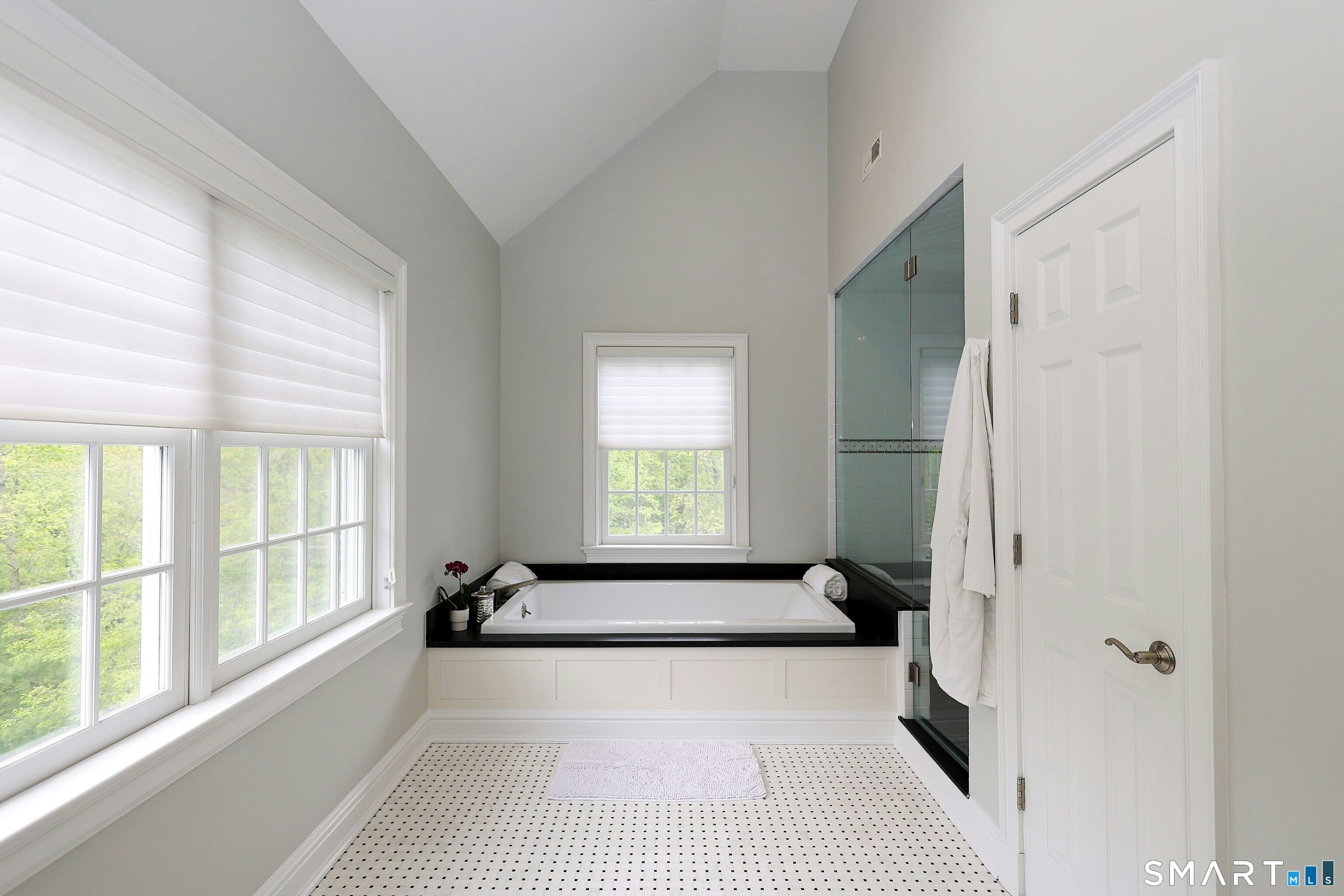 30 Whipstick Road Ridgefield, CT 06877 - Photo 24 of 40