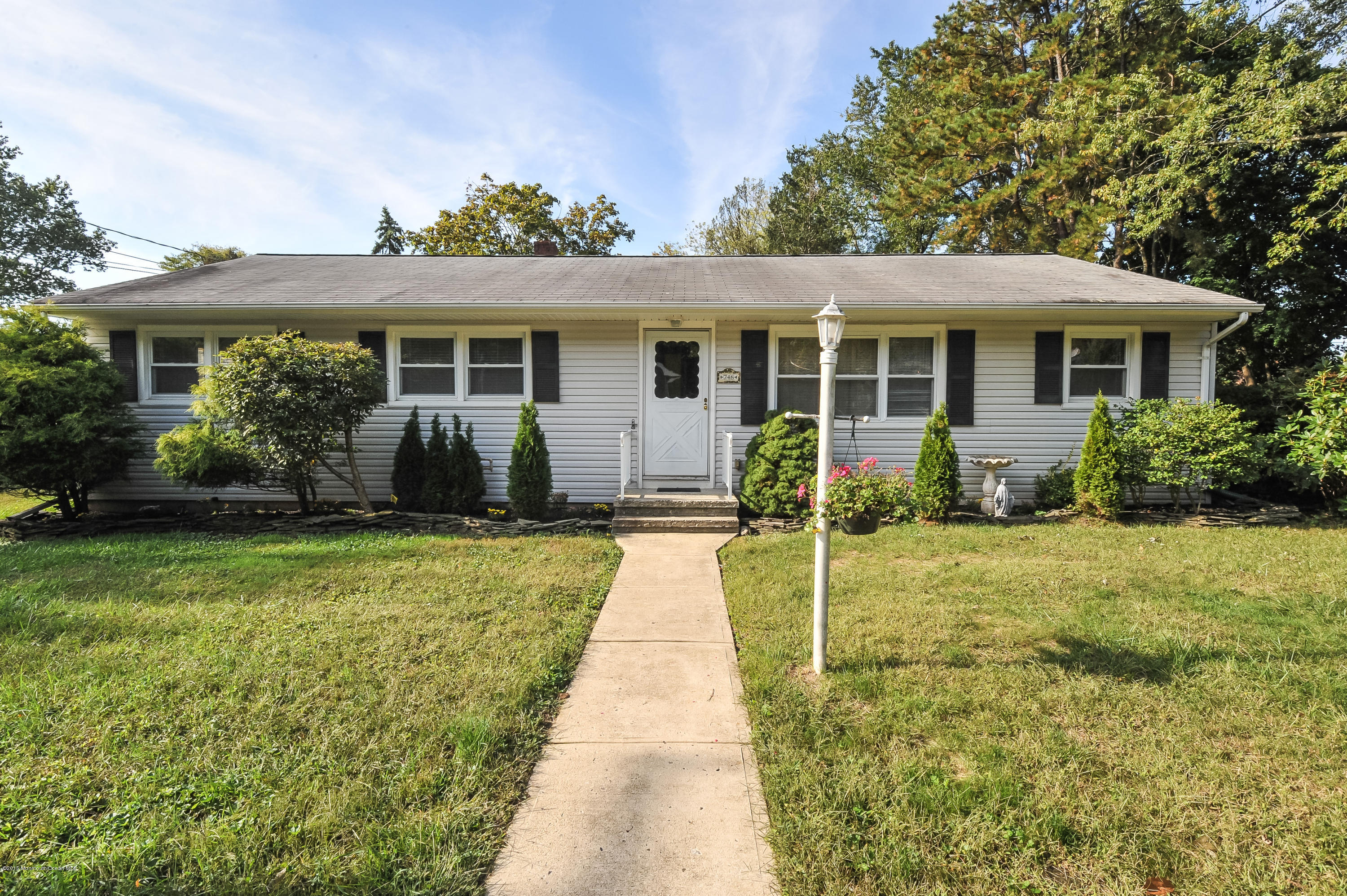 746 Hardean Road Brick, NJ 08724 - Photo 1 of 27 DSC_0782-21