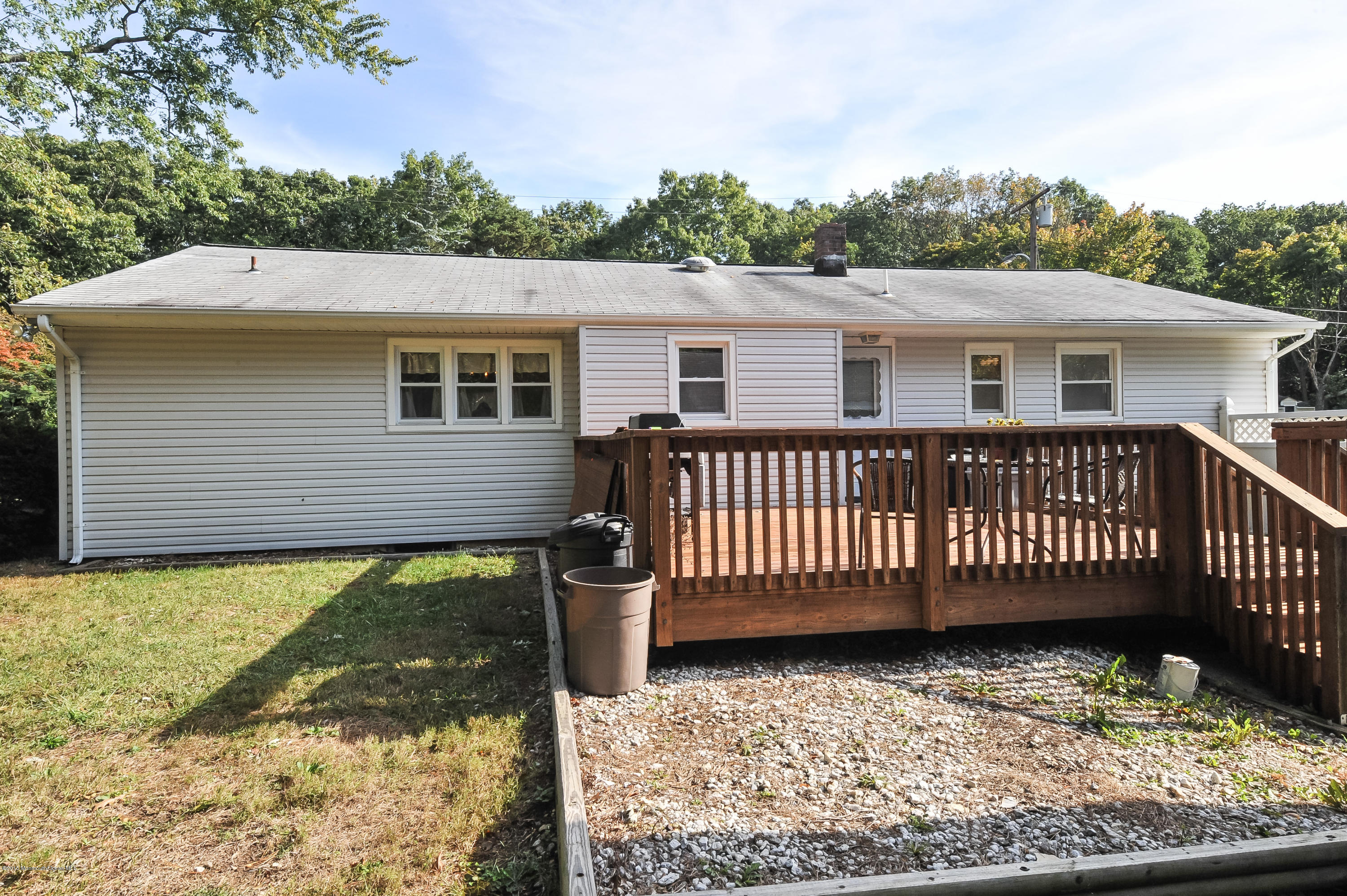 746 Hardean Road Brick, NJ 08724 - Photo 3 of 27 DSC_0766-5