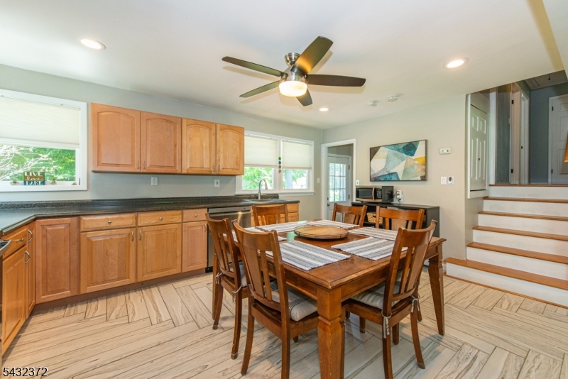 26 Lakeview Road Sparta, NJ 07871 - Photo 9 of 50