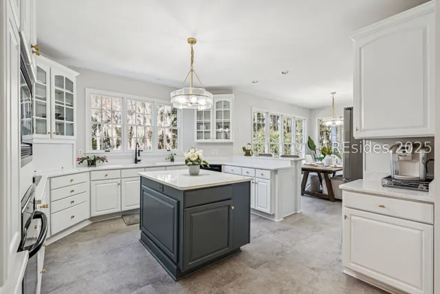 $1,695,000 | 210 Old Plantation Drive West, Beaufort, SC 29907