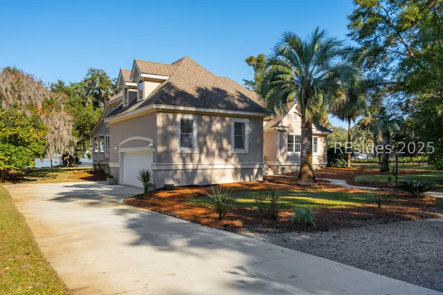 $1,695,000 | 210 Old Plantation Drive West, Beaufort, SC 29907