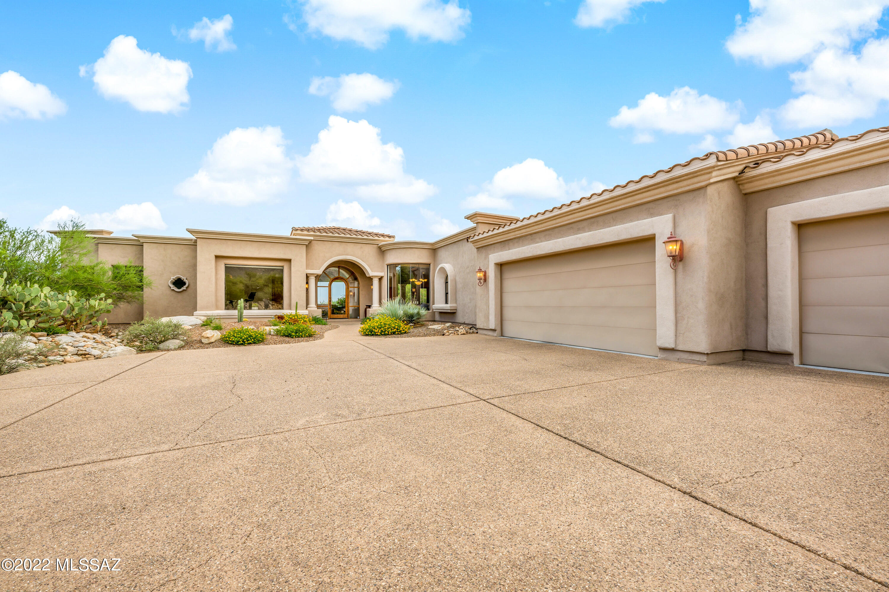 2404 Long Shadow Place Tucson, AZ 85718 - Photo 5 of 50