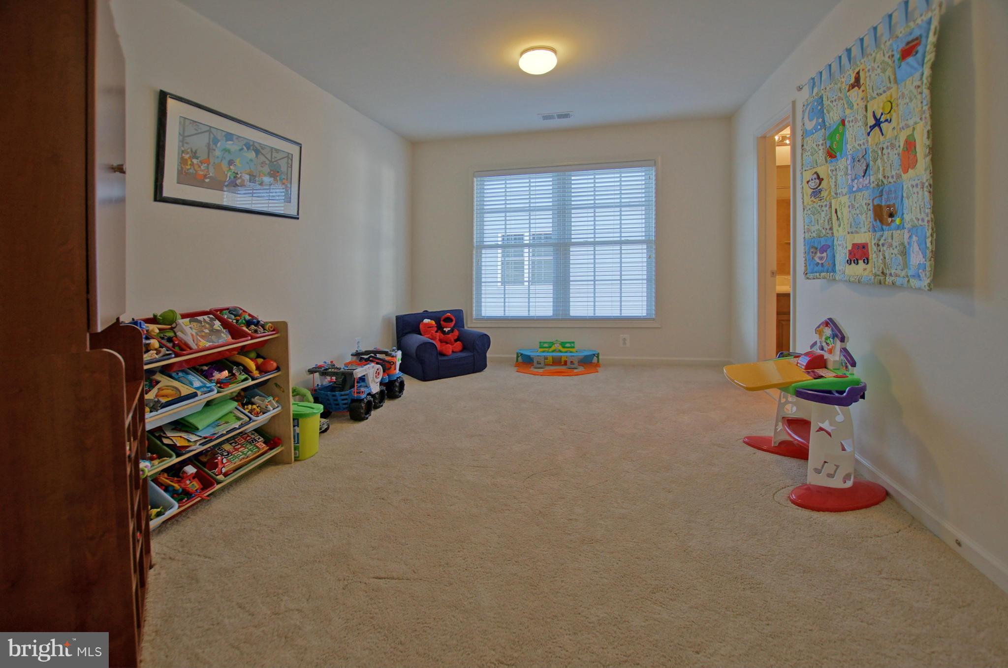 42407 Rising Moon Place Ashburn, VA 20148 - Photo 20 of 30 Bedroom